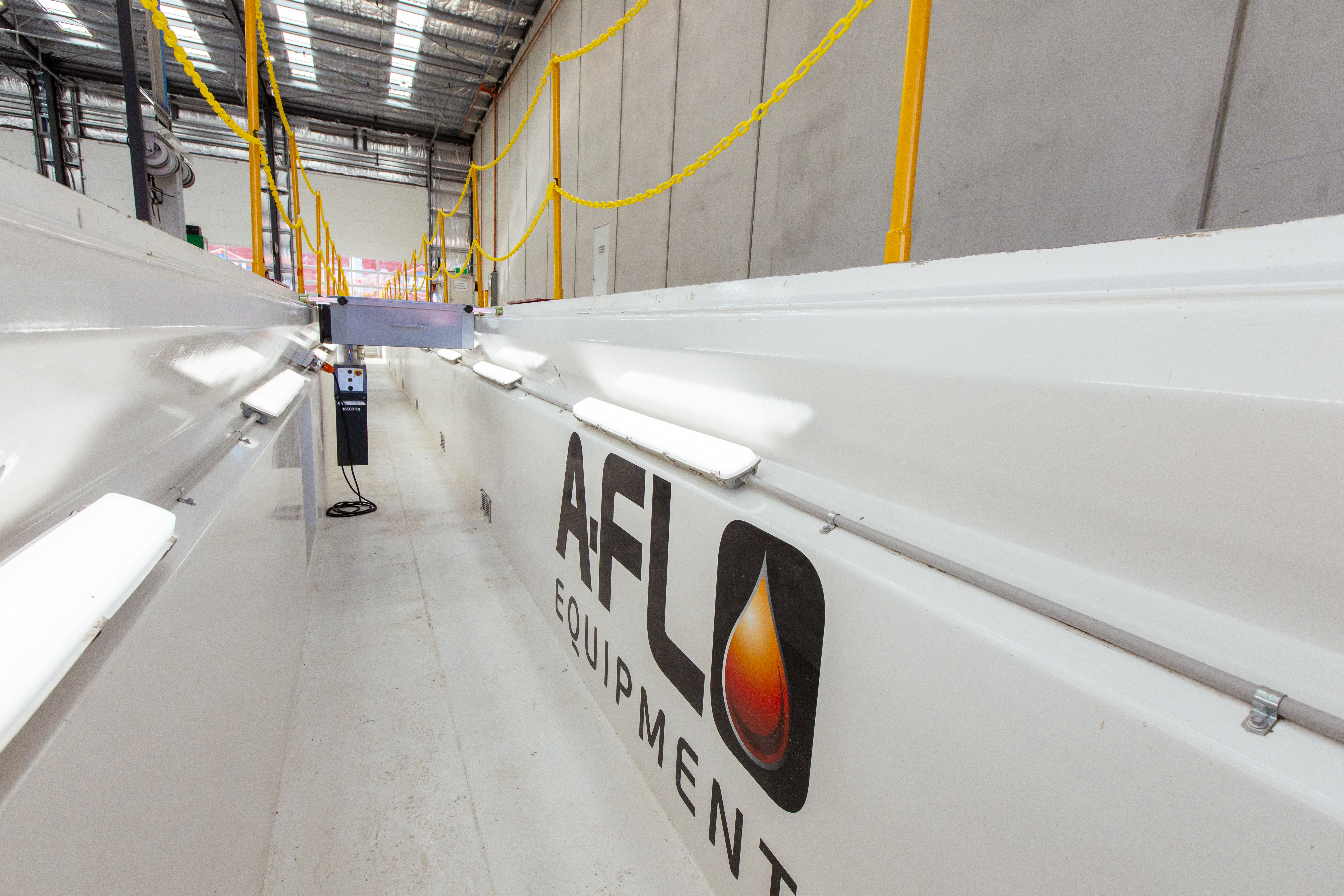 Steel pre-fabricated service pit